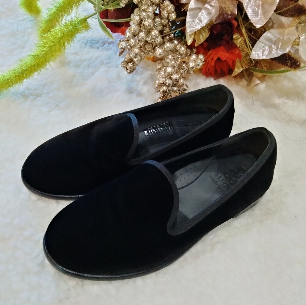 Gucci kids loafers black velvet slip on dress shoes size US 12  EU 29  unisex